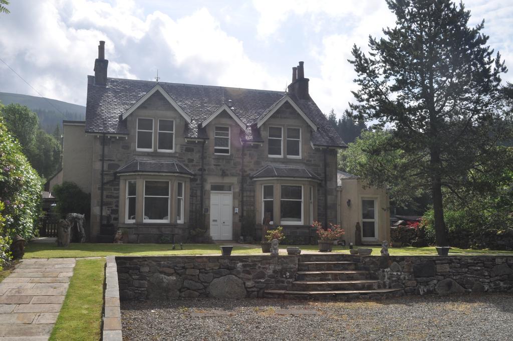 Airlie House Self Catering Villa Strathyre Esterno foto