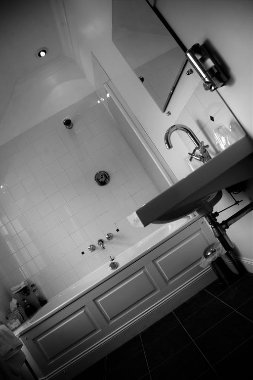 Airlie House Self Catering Villa Strathyre Esterno foto