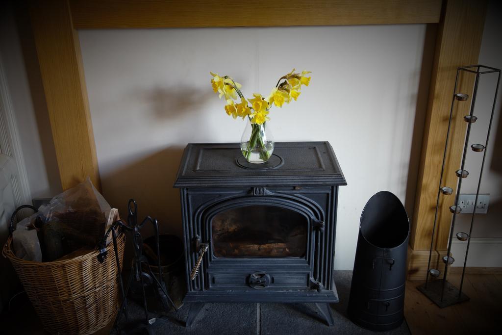 Airlie House Self Catering Villa Strathyre Esterno foto